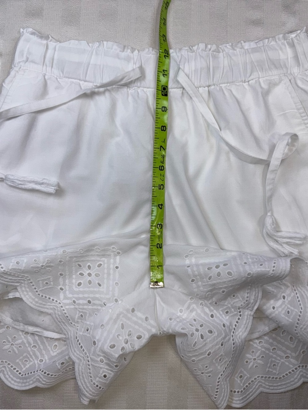 Talbots Small White Eyelet Scalloped Hem Drawstring Shorts Lined Pockets - Picture 6 of 13